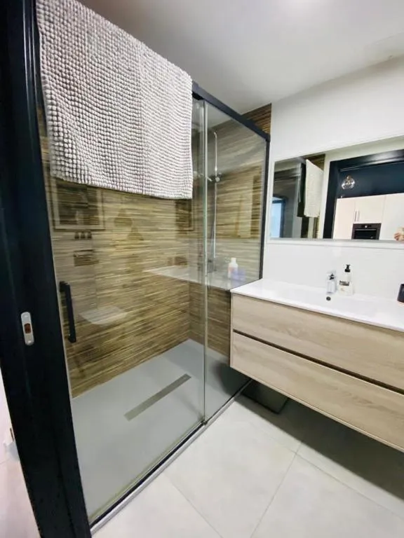 Walk-in shower